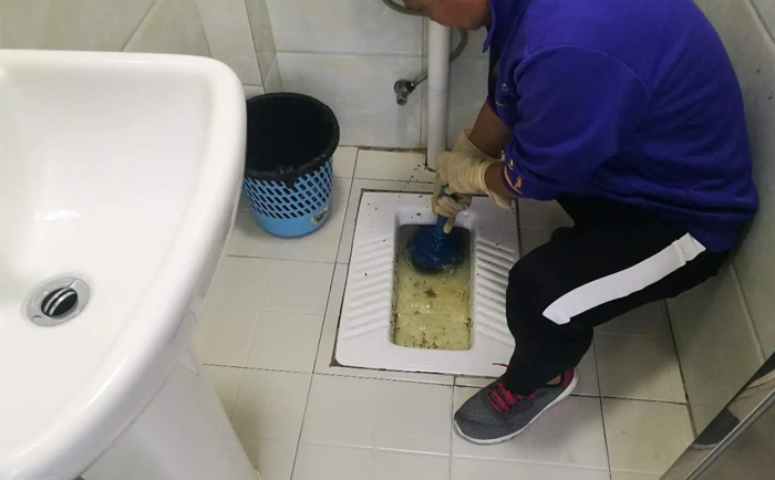 临渭疏通蹲坑