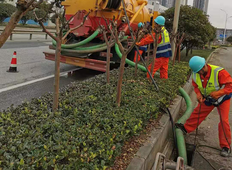 临渭市政管道清淤